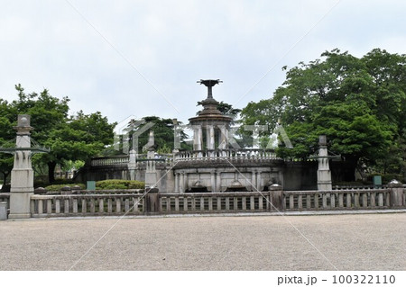 鶴舞公園噴水塔 100322110