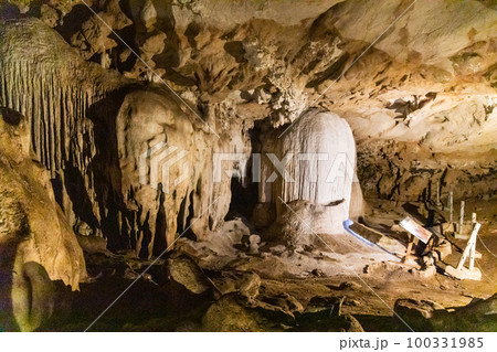 Tham Nam Lod caves in Mae Hong Son province Thailand offers beautiful stalagmite and stalactite formation in its large chamber Tham Nam Lod caves in Mae Hong Son province Thailand offers beautiful stalagmite and stalactite formation in its large chamber 100331985