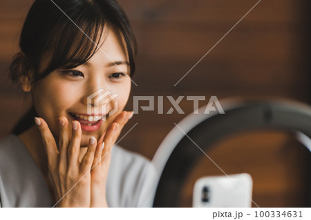 ライブ配信 100334631