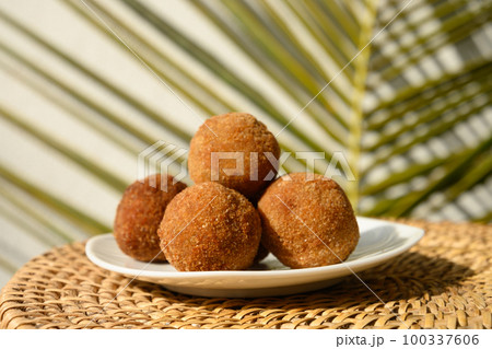 Authentic Sri Lankan cutlets snack street foods, short eats 100337606