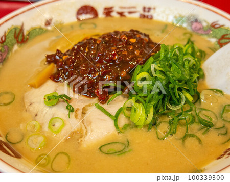 こってりラーメン 100339300