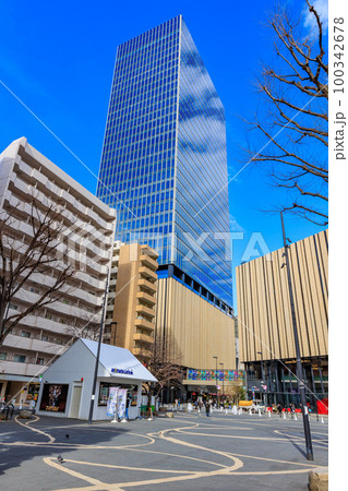 東京 豊島区東池袋の都市風景 ハレザ池袋 東京 豊島区東池袋の都市風景 ハレザ池袋 100342678