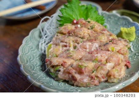 美味しそうな鯵のなめろう 100348203