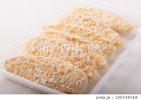 白身魚のフライ (冷凍状態) 白身魚のフライ (冷凍状態) 100348568