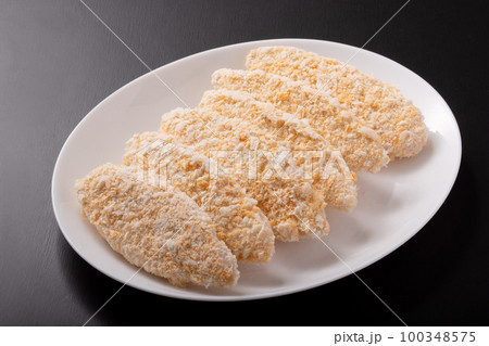 白身魚のフライ (冷凍状態) 白身魚のフライ (冷凍状態) 100348575