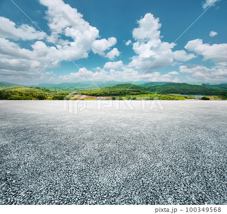 アスファルト ピッチ 投げる 100349568