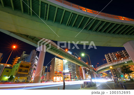《愛知県》名古屋都市風景　名古屋高速東片端JCTの夜景 100352695