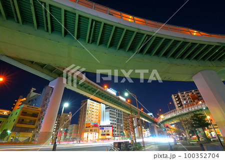 《愛知県》名古屋都市風景　名古屋高速東片端JCTの夜景 100352704