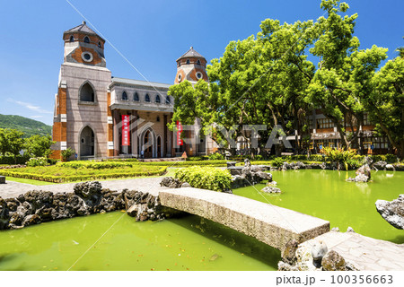 Building view of the Chapel in New Taipei City, Taiwan. It's located on the Aletheia university campus in Tamsui, New Taipei City 100356663