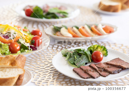 テーブルフォト パーティー料理 テーブルフォト パーティー料理 100356677