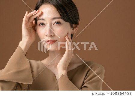 ビューティー 女性 両手 ビューティー 女性 両手 100364453