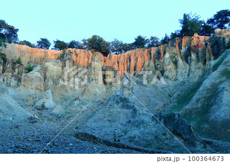 【徳島県】阿波の土柱（世界三大土柱、国の天然記念物） 100364673