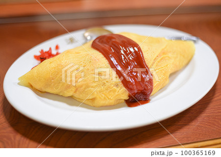 一般的なオムライス 一般的なオムライス 100365169