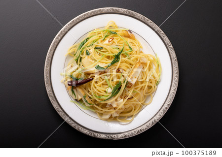 厚揚げと水菜のぺペロンチーノ 100375189