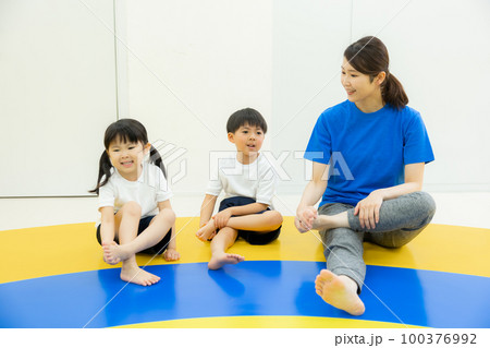 体操　キッズ 100376992