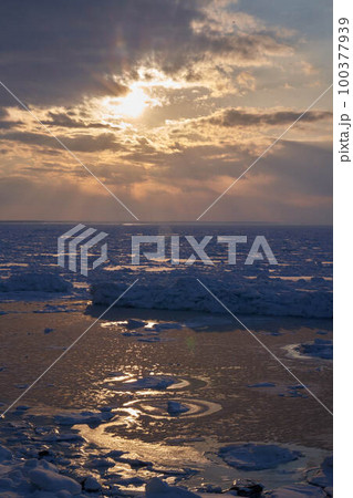 流氷 流氷 100377939