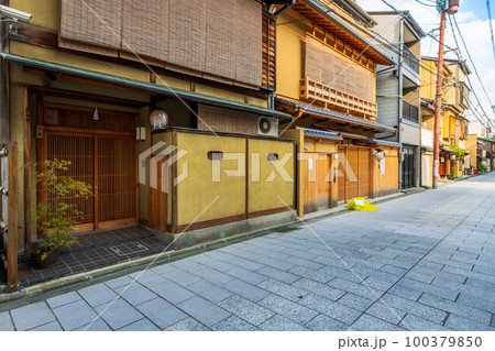京都 祇園の町並み 京都 祇園の町並み 100379850