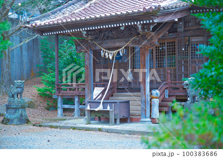 こけしのある温泉神社 100383686