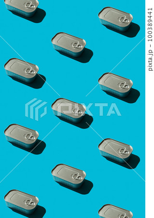 Pattern with a closed tin can 100389441