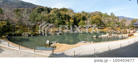 京都　嵯峨嵐山「天龍寺 曹源池庭園」 100403677