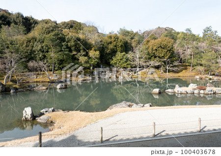京都　嵯峨嵐山「天龍寺 曹源池庭園」 100403678
