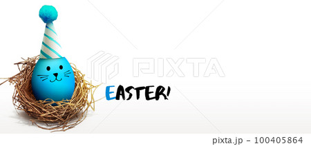 Beautiful Easter background with colorful Easter eggs 100405864