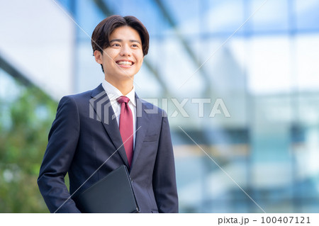 ビジネスマン　ビジネス　新入社員　撮影協力「LINK FOREST」 100407121