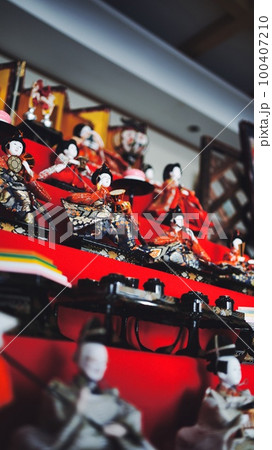 3月のお雛様を飾る 100407210