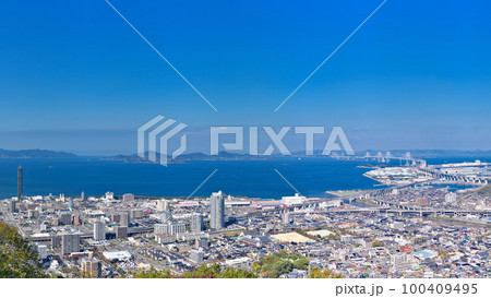 【瀬戸大橋 (青ノ山山頂展望台より)】 (高解像度版) 香川県綾歌郡宇多津町青の山山頂 100409495