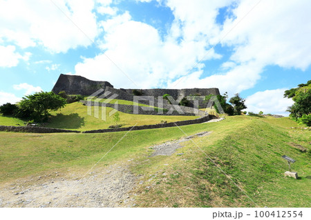 世界遺産　勝連城跡 100412554
