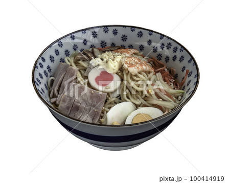 Cold noodles with roast pork sliced, shrimp, ham, boiled egg and lemon sauce in blue ceramic bowl isolated on white background with clipping path. Cold noodles with roast pork sliced, shrimp, ham, boiled egg and lemon sauce in blue ceramic bowl isolated on white background with clipping path. 100414919