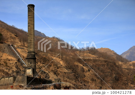足尾精錬所跡の風景(大煙突) 足尾精錬所跡の風景(大煙突) 100421278