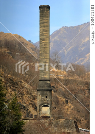 足尾精錬所跡の風景(大煙突) 足尾精錬所跡の風景(大煙突) 100421281