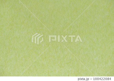 和紙によるザラザラ感のある黄緑色表現(背景素材) 和紙によるザラザラ感のある黄緑色表現(背景素材) 100422084