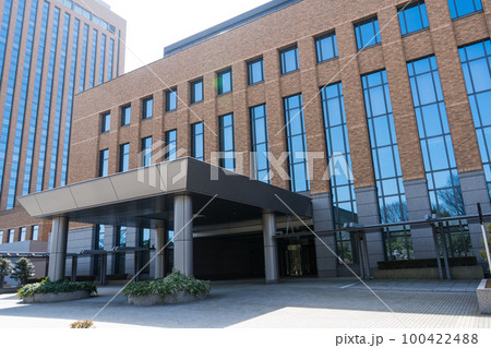 地方都市の高層ビルイメージ｜石川県庁｜議会庁舎｜石川県金沢市 100422488