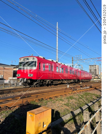 名古屋鉄道の赤い電車 100432019