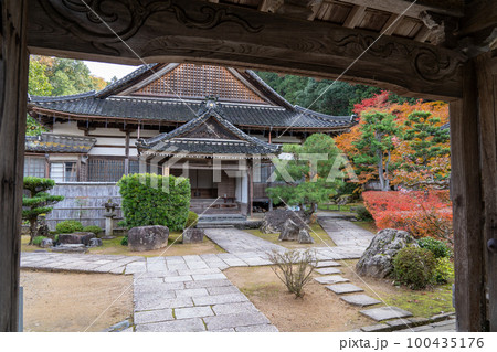兵庫県豊岡市 出石城下町の街並み 兵庫県豊岡市 出石城下町の街並み 100435176