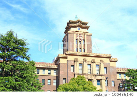 名古屋市、名古屋市役所本庁舎の風景 100436140