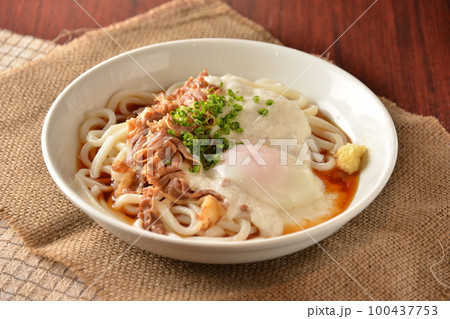 肉うどん温泉たまご付き 肉うどん温泉たまご付き 100437753