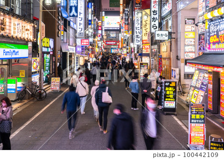 《東京都》新宿歌舞伎町・歓楽街《ハイアングル》 《東京都》新宿歌舞伎町・歓楽街《ハイアングル》 100442109