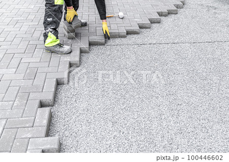 new sidewalk made of concrete interlocking paving blocks 100446602
