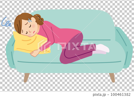 体調不良でソファーに横になる女性 体調不良でソファーに横になる女性 100461382