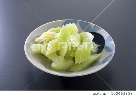 セロリの浅漬け 100463358