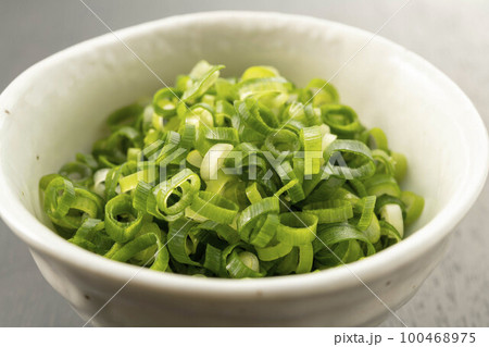 新鮮なネギ 新鮮なネギ 100468975