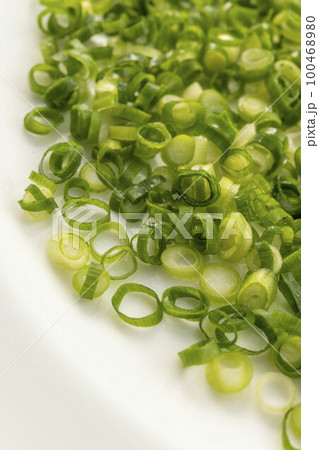 新鮮なネギ 100468980