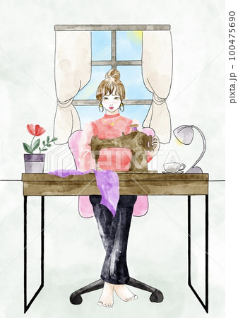 部屋でミシンをかける女性イラスト 100475690