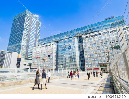 東京　新宿駅南口 100478290