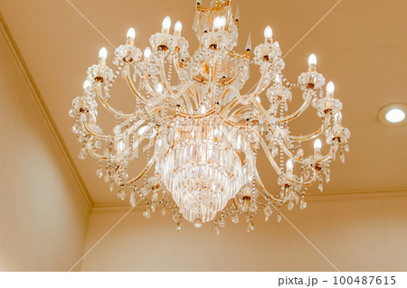 シャンデリア 100487615