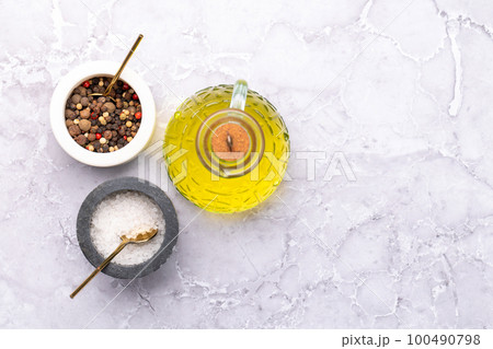 Various spices in small bowls Various spices in small bowls 100490798