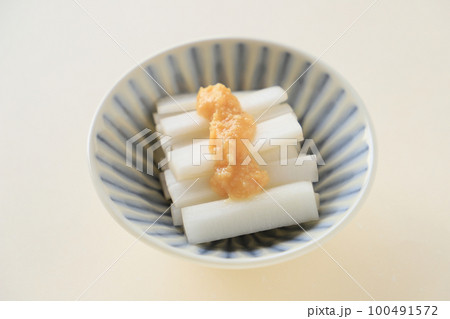 山うどの辛子酢味噌あえ 100491572